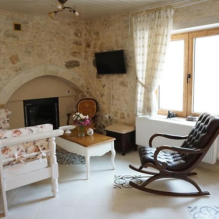 Villa Ioanna House à Gonia Extérieur photo