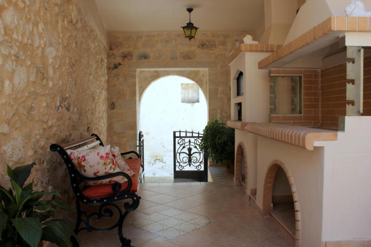 Villa Ioanna House à Gonia Extérieur photo